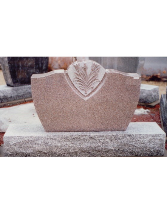 The carved bouquet of flowers The carved bouquet of flowers